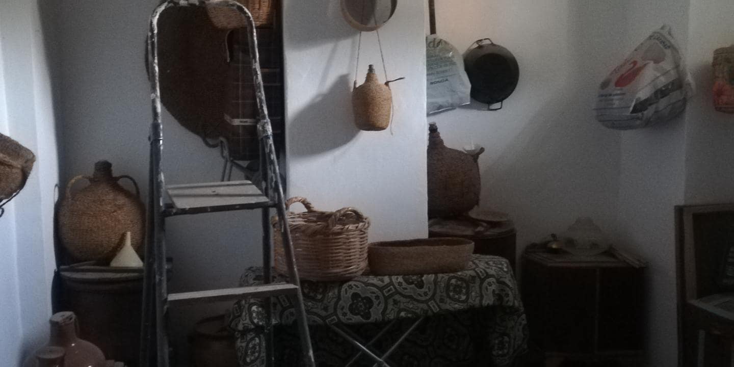 4 soveværelse Byhus til salg i Niguelas - € 94.500 (Ref: 5453021)