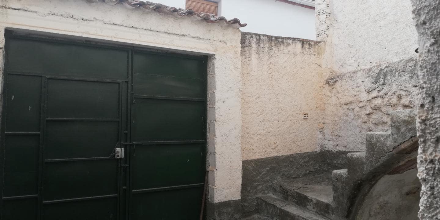 4 soveværelse Byhus til salg i Niguelas - € 94.500 (Ref: 5453021)