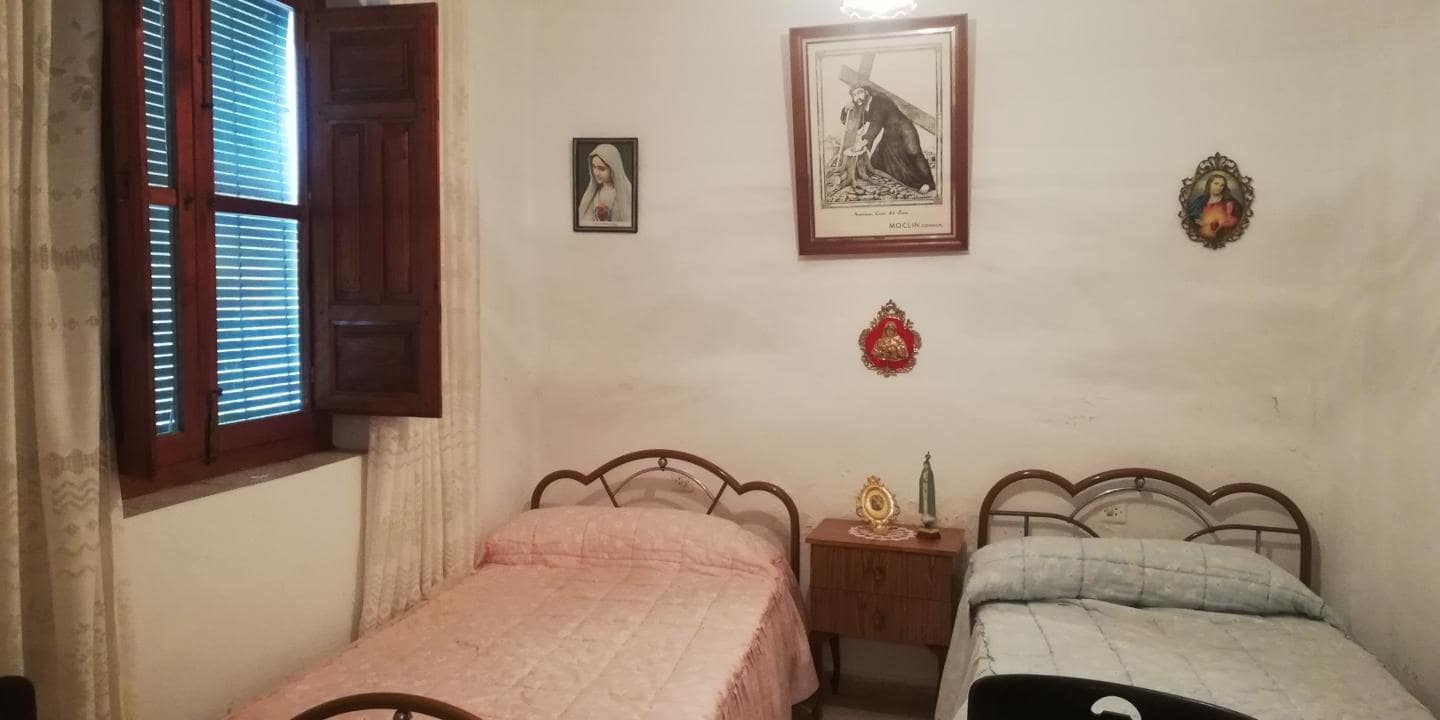 4 soveværelse Byhus til salg i Niguelas - € 94.500 (Ref: 5453021)