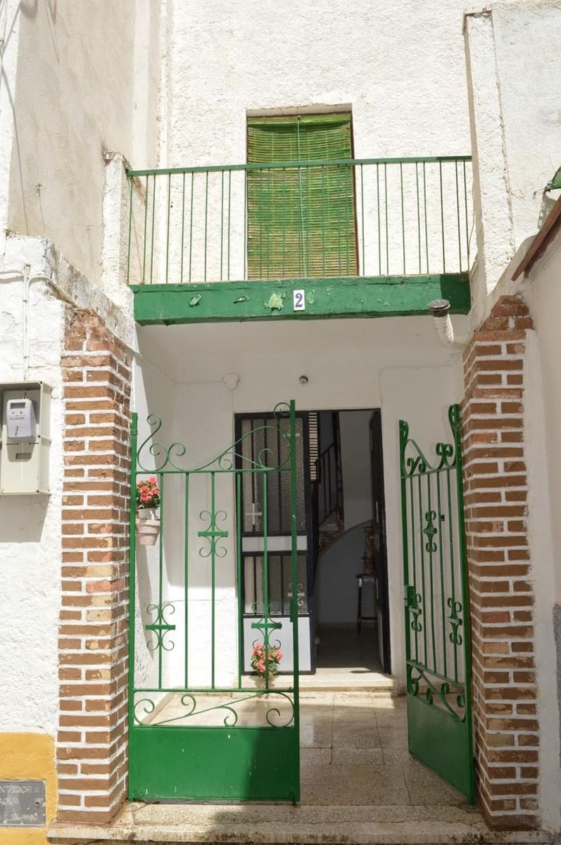 4 soveværelse Byhus til salg i Niguelas - € 94.500 (Ref: 5453021)