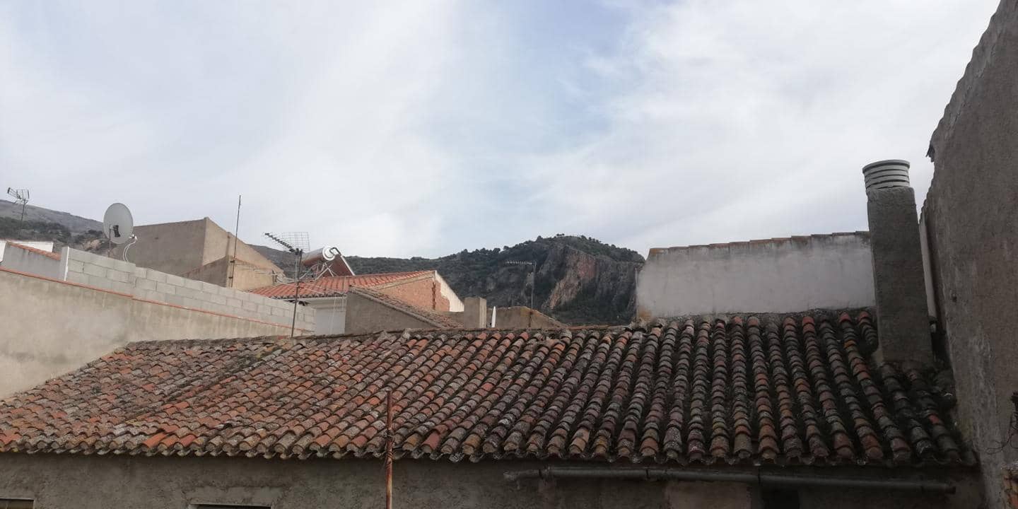 4 soveværelse Byhus til salg i Niguelas - € 94.500 (Ref: 5453021)