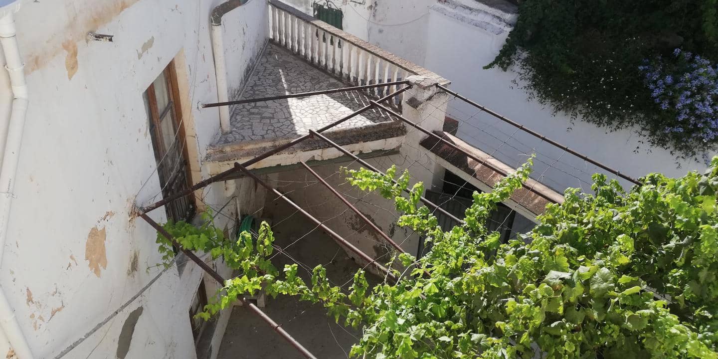 10 soveværelse Byhus til salg i El Pinar - € 240.000 (Ref: 5569055)