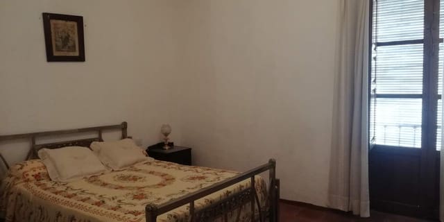 10 soveværelse Byhus til salg i El Pinar - € 240.000 (Ref: 5569055)