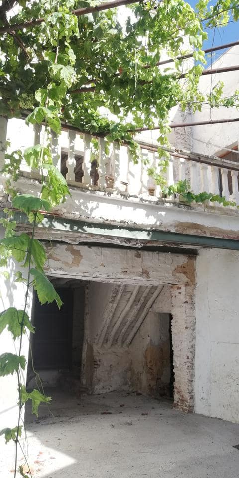 10 soveværelse Byhus til salg i El Pinar - € 240.000 (Ref: 5569055)