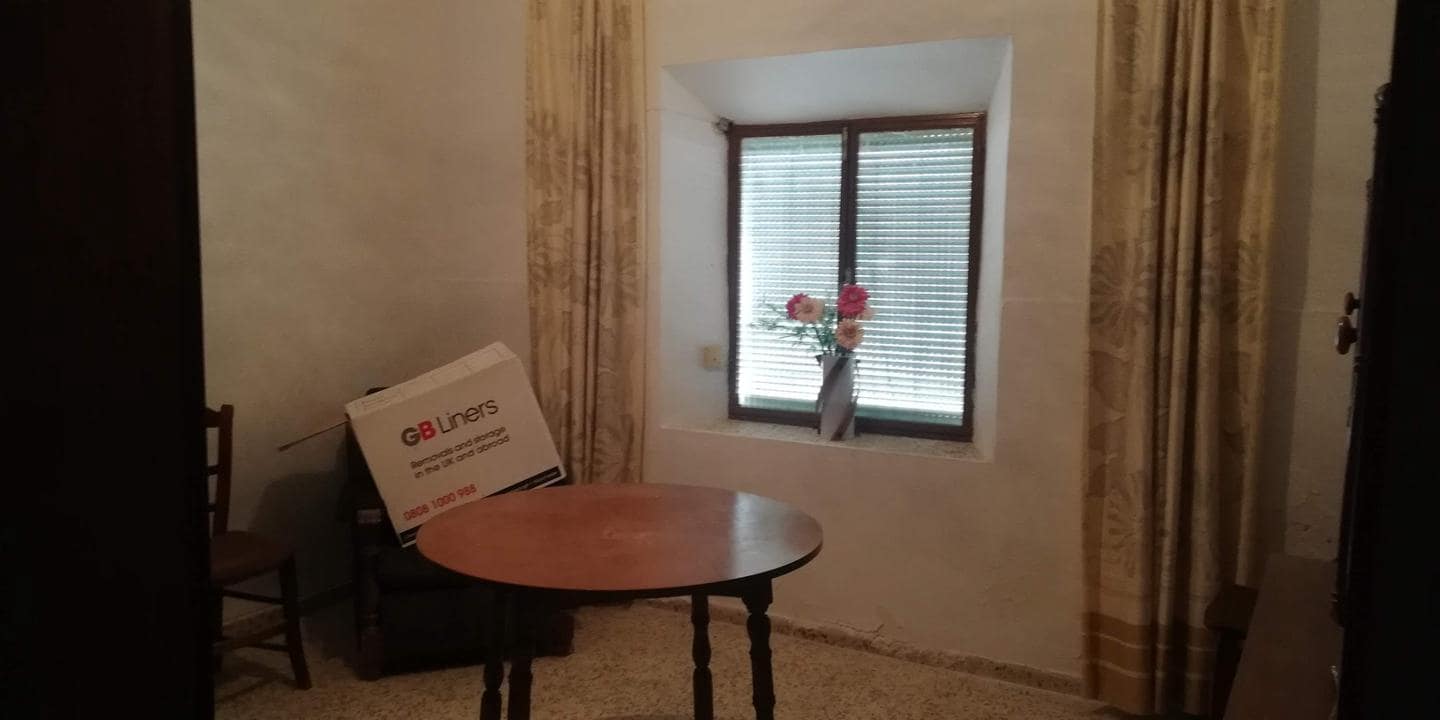 10 soveværelse Byhus til salg i El Pinar - € 240.000 (Ref: 5569055)