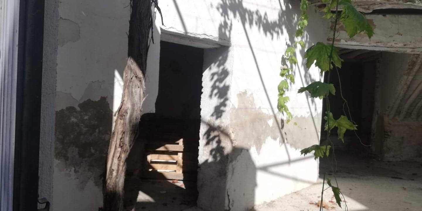 10 soveværelse Byhus til salg i El Pinar - € 240.000 (Ref: 5569055)