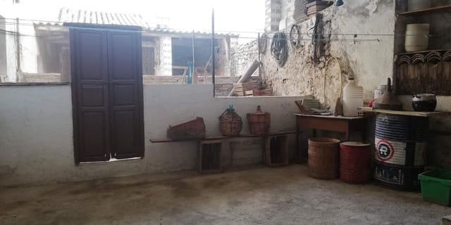 10 soveværelse Byhus til salg i El Pinar - € 240.000 (Ref: 5569055)