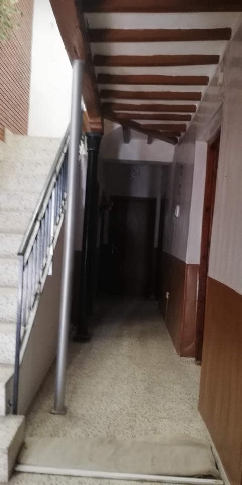 10 soveværelse Byhus til salg i El Pinar - € 240.000 (Ref: 5569055)