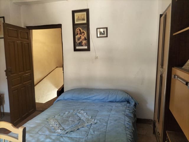 5 soveværelse Byhus til salg i Izbor, El Pinar - € 224.980 (Ref: 6995128)