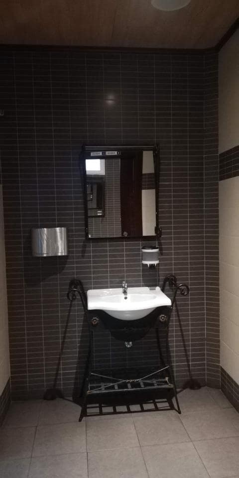 5 chambre Local Commercial à vendre à Durcal - 950 000 € (Ref: 7061200)