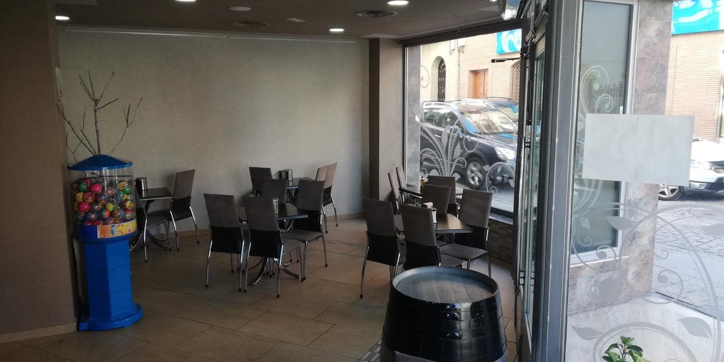 5 chambre Local Commercial à vendre à Durcal - 950 000 € (Ref: 7061200)