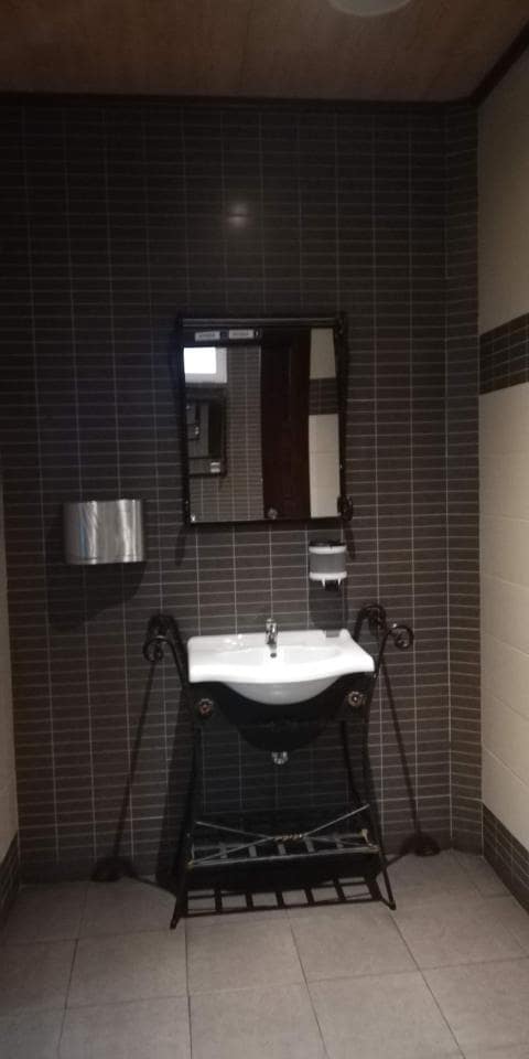 5 chambre Local Commercial à vendre à Durcal - 950 000 € (Ref: 7061200)