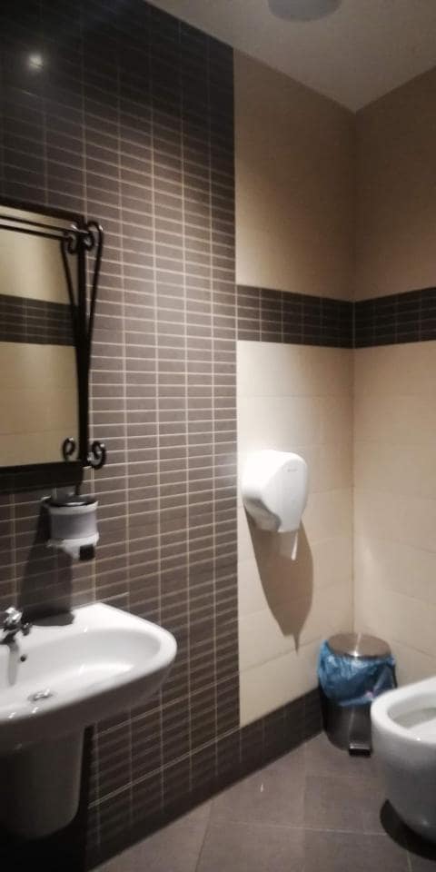 5 chambre Local Commercial à vendre à Durcal - 950 000 € (Ref: 7061200)