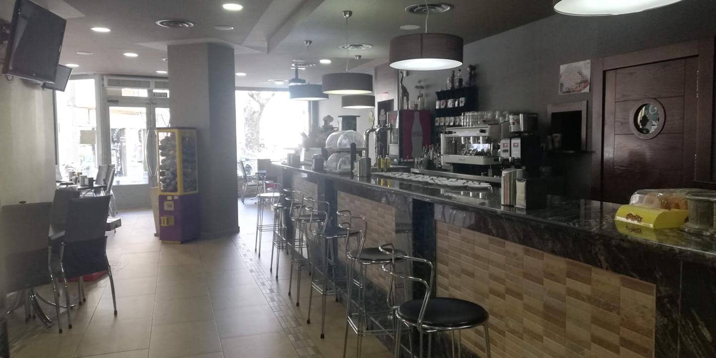 5 chambre Local Commercial à vendre à Durcal - 950 000 € (Ref: 7061200)