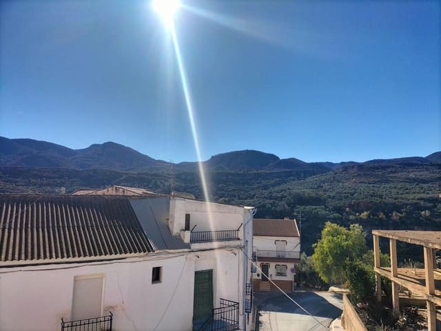 2 soveværelse Byhus til salg i Albuñuelas - € 120.000 (Ref: 7344151)