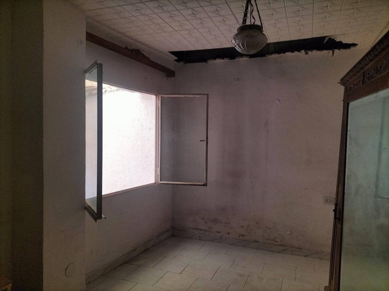 4 soveværelse Byhus til salg i Durcal - € 89.900 (Ref: 7352493)