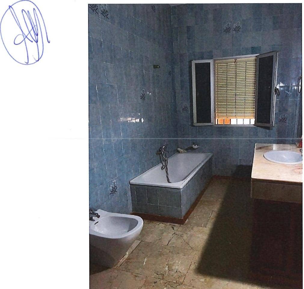 Townhouse for sale in Carcabuey - € 340,000 (Ref: 7426430)