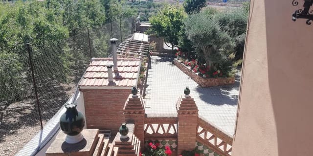 4 soveværelse Byhus til salg i Dúrcal - € 398.500 (Ref: 7478419)