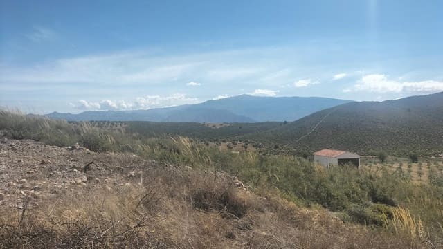 Finca/Hus på landet till salu i Albuñuelas - 29 990 € (Ref: 7617982)