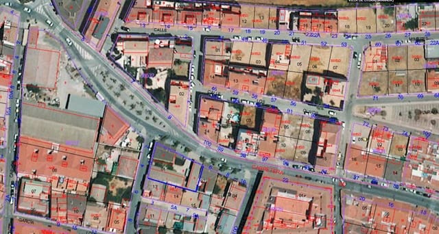 6 soveværelse Byhus til salg i Otura - € 675.000 (Ref: 7668238)