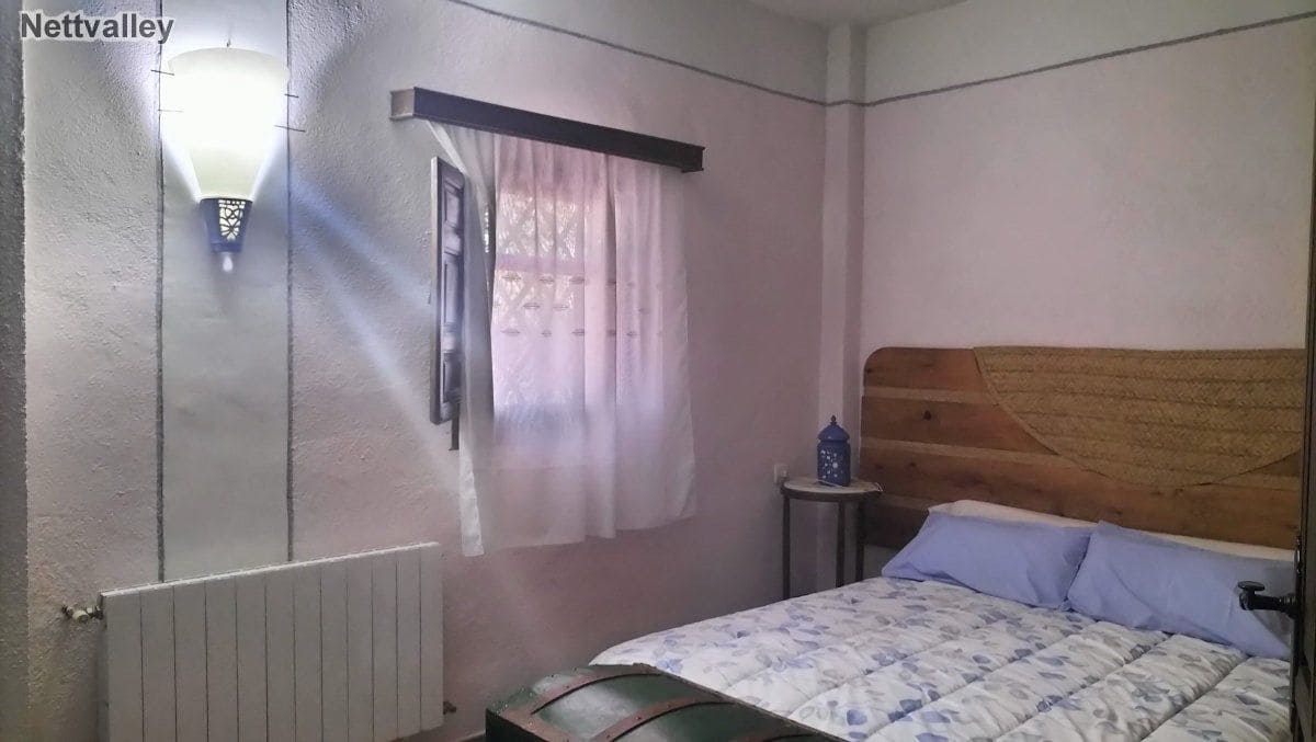 7 soveværelse Byhus til salg i El Pinar - € 272.100 (Ref: 7737223)