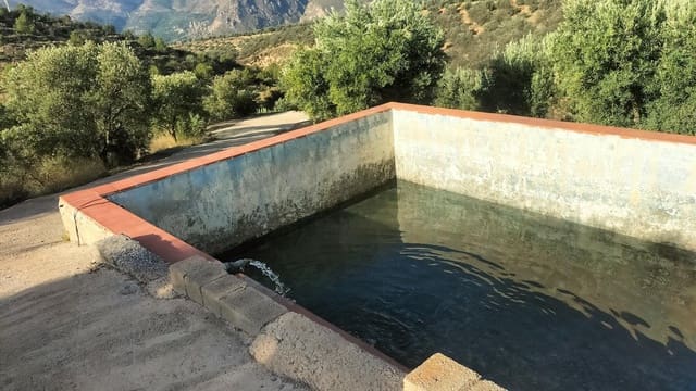 2 soveværelse Byhus til salg i El Pinar - € 118.700 (Ref: 8008038)