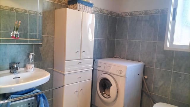 2 soveværelse Byhus til salg i El Pinar - € 118.700 (Ref: 8008038)