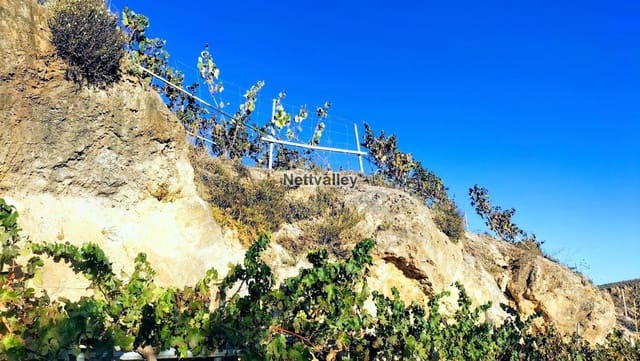 Finca/Landgut zu verkaufen in Pinos del Valle, El Pinar - 38.000 € (Ref: 8052125)