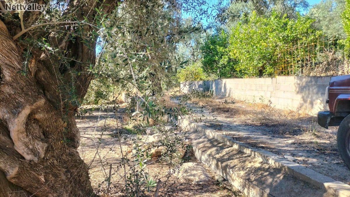 Finca/Landehus til salg i Pinos del Valle - € 42.000 (Ref: 8392603)