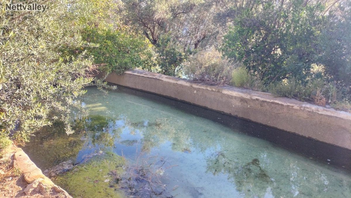 Finca/Landehus til salg i Pinos del Valle - € 42.000 (Ref: 8392603)