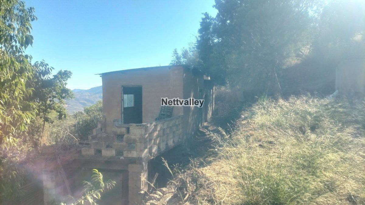 Byhus til salg i Lanjaron - € 33.000 (Ref: 8540218)