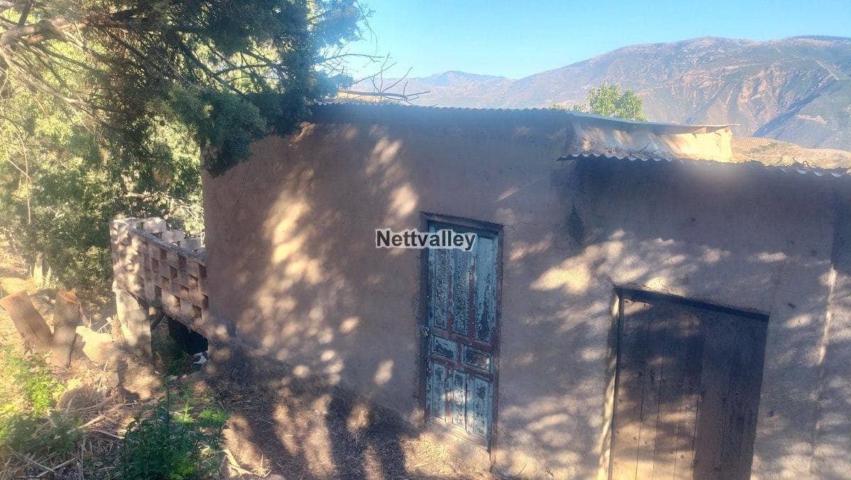 Byhus til salg i Lanjaron - € 33.000 (Ref: 8540218)