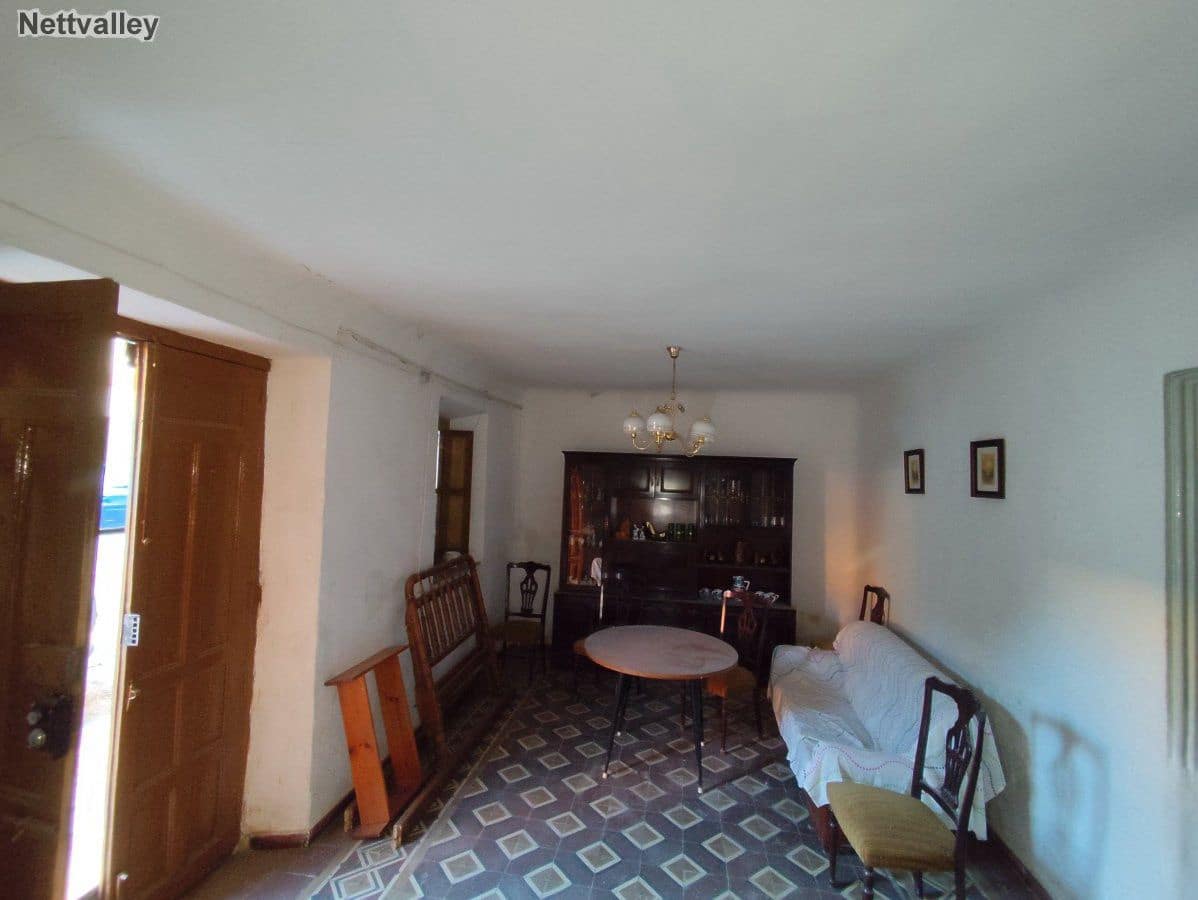 7 slaapkamer Huis te koop in Ambroz - € 279.500 (Ref: 8549107)