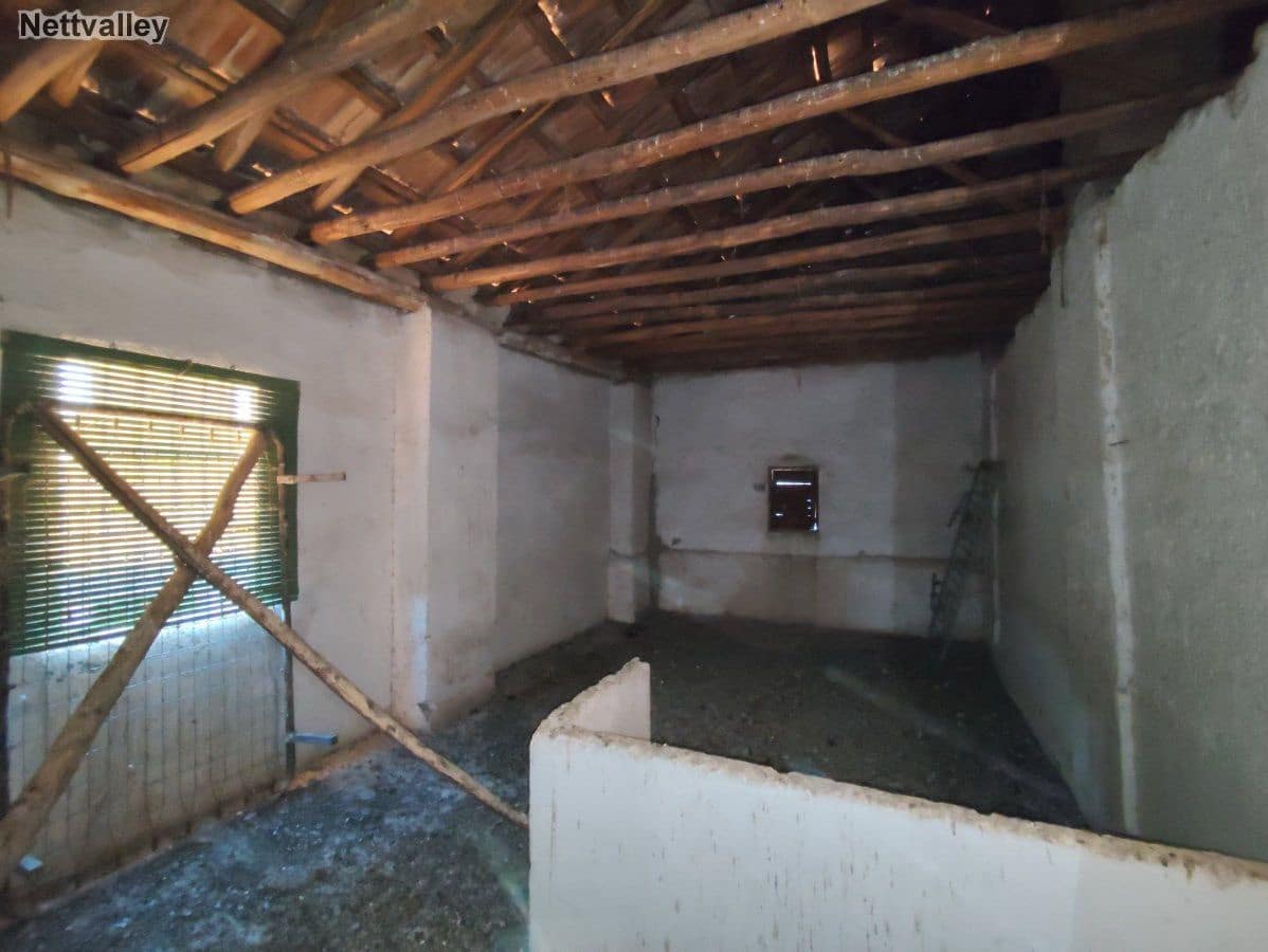 7 slaapkamer Huis te koop in Ambroz - € 279.500 (Ref: 8549107)