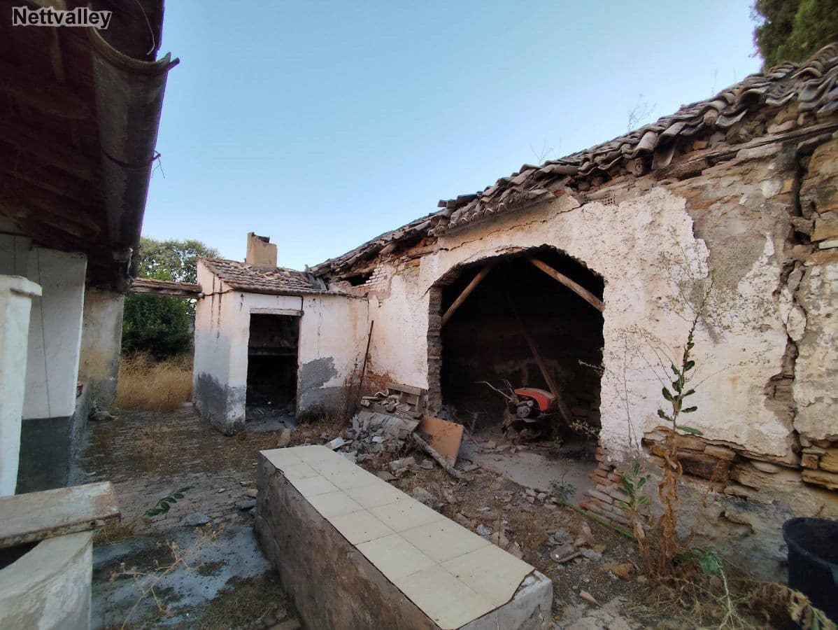 7 slaapkamer Huis te koop in Ambroz - € 279.500 (Ref: 8549107)