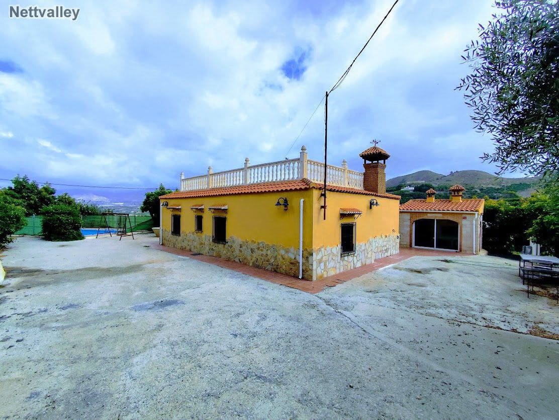 7 soveværelse Finca/Landehus til salg i Motril - € 600.000 (Ref: 8590531)