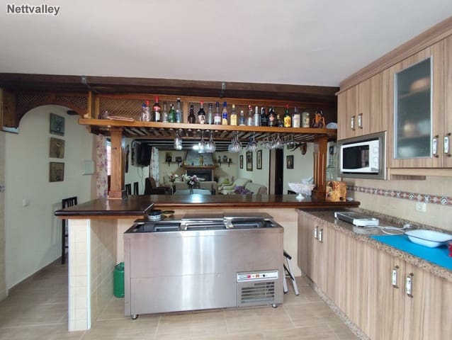 7 soveværelse Finca/Landehus til salg i Motril - € 600.000 (Ref: 8590531)