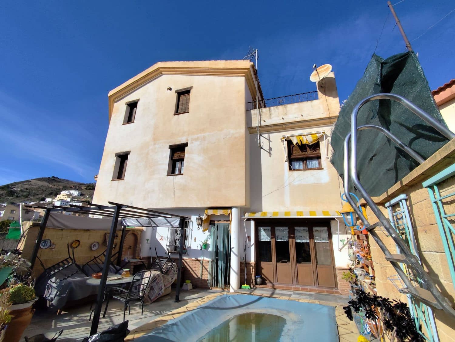 3 soveværelse Byhus til salg i Conchar - € 209.500 (Ref: 8737400)