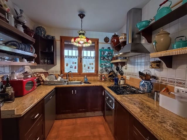 3 soveværelse Byhus til salg i Conchar, Villamena - € 209.500 (Ref: 8737400)