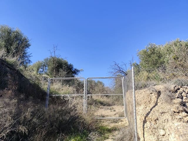 Finca/Landgut zu verkaufen in Pinos del Valle, El Pinar - 38.000 € (Ref: 8764782)