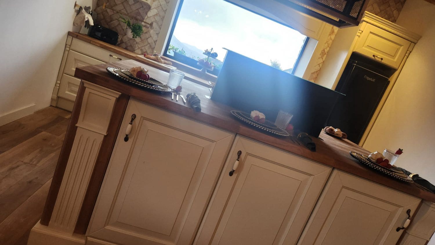 2 soveværelse Byhus til salg i Los Guajares - € 320.000 (Ref: 8766745)