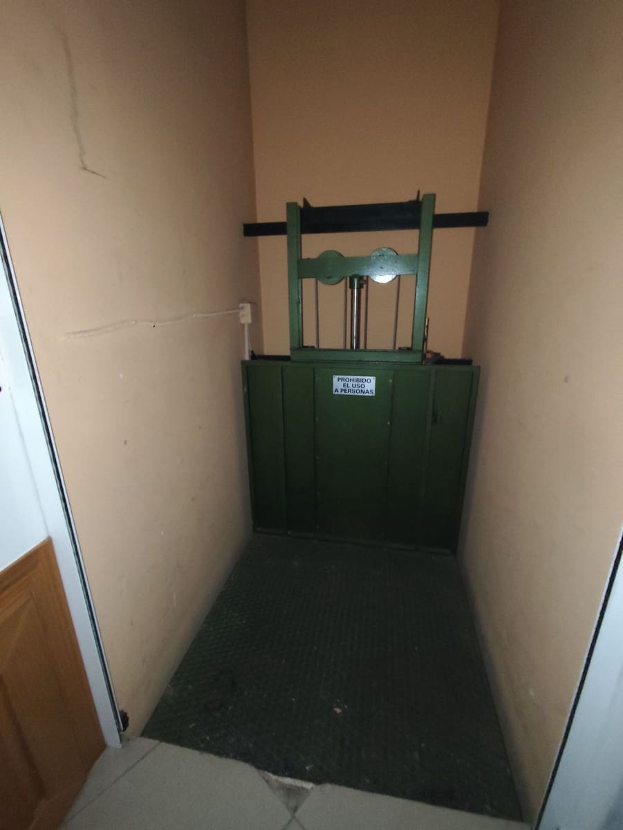 1 soveværelse Erhverv til salg i Durcal - € 260.000 (Ref: 8786132)