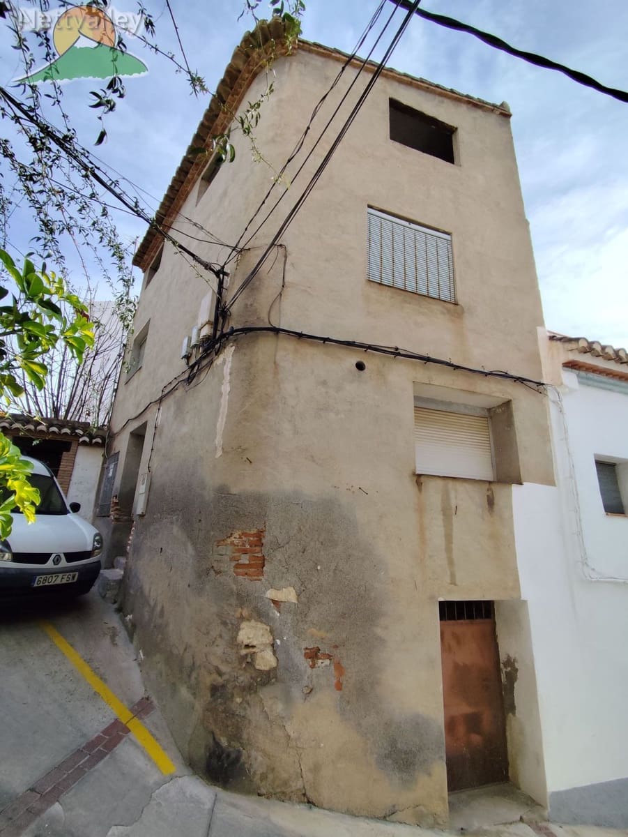 3 soveværelse Byhus til salg i Albunuelas - € 47.200 (Ref: 8917758)