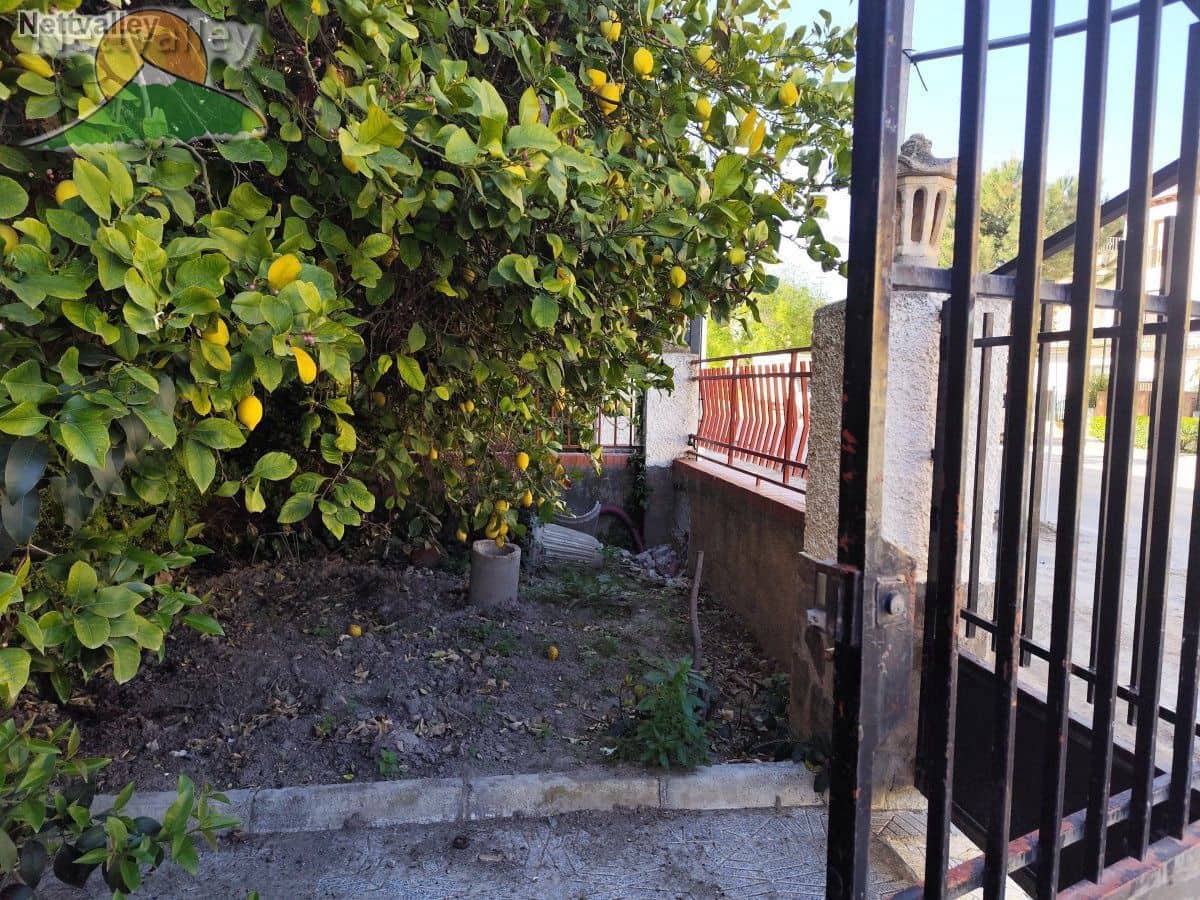 4 soveværelse Byhus til salg i Durcal - € 225.000 (Ref: 8966315)