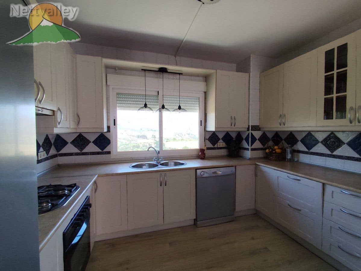 3 chambre Maison de Ville à vendre à Albunuelas avec garage - 339 000 € (Ref: 9191371)