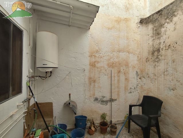 5 soveværelse Byhus til salg i Beznar, Lecrín - € 90.000 (Ref: 9218562)