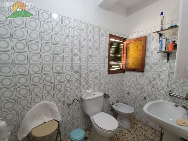 5 soveværelse Byhus til salg i Beznar, Lecrín - € 90.000 (Ref: 9218562)