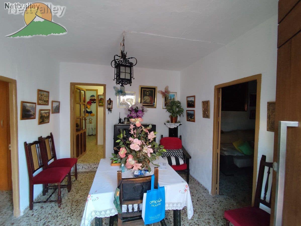 4 bedroom Townhouse for sale in Pinos del Valle with garage - € 191,200 (Ref: 9253655)