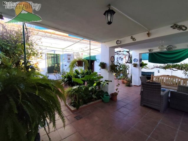 4 soveværelse Byhus til salg i Pinos del Valle, El Pinar med garage - € 191.200 (Ref: 9253655)