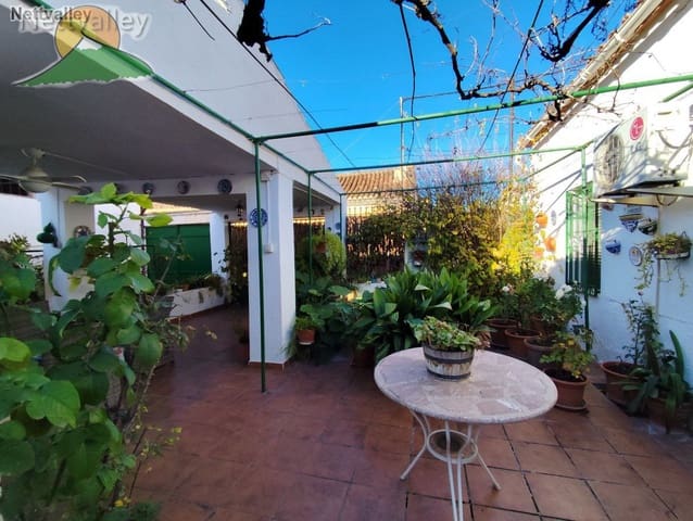 4 soveværelse Byhus til salg i Pinos del Valle, El Pinar med garage - € 191.200 (Ref: 9253655)